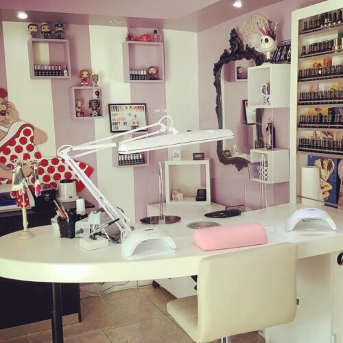 LE SALON